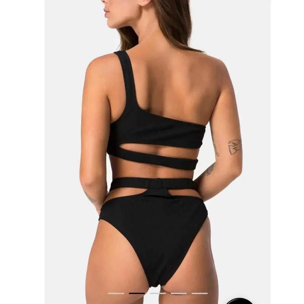 Motel Rocks Drelins Bikini Bottom Size Small Black